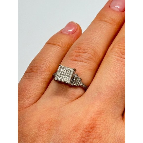 925 STERLING SILVER CZ RING SIZE 6 - Picture 3 of 10
